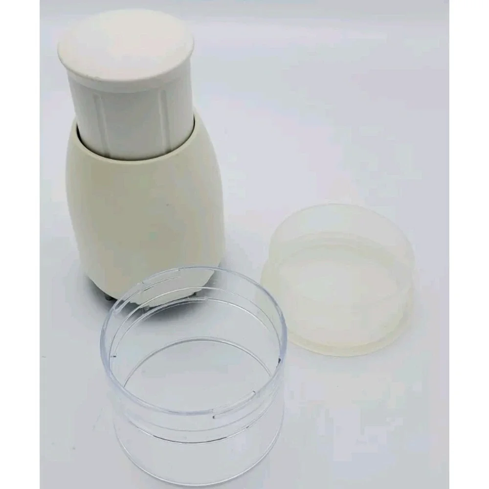 Zyliss Rotating Stainless Steel Blades Food Chopper Swiss Made Blade Guard & Cup